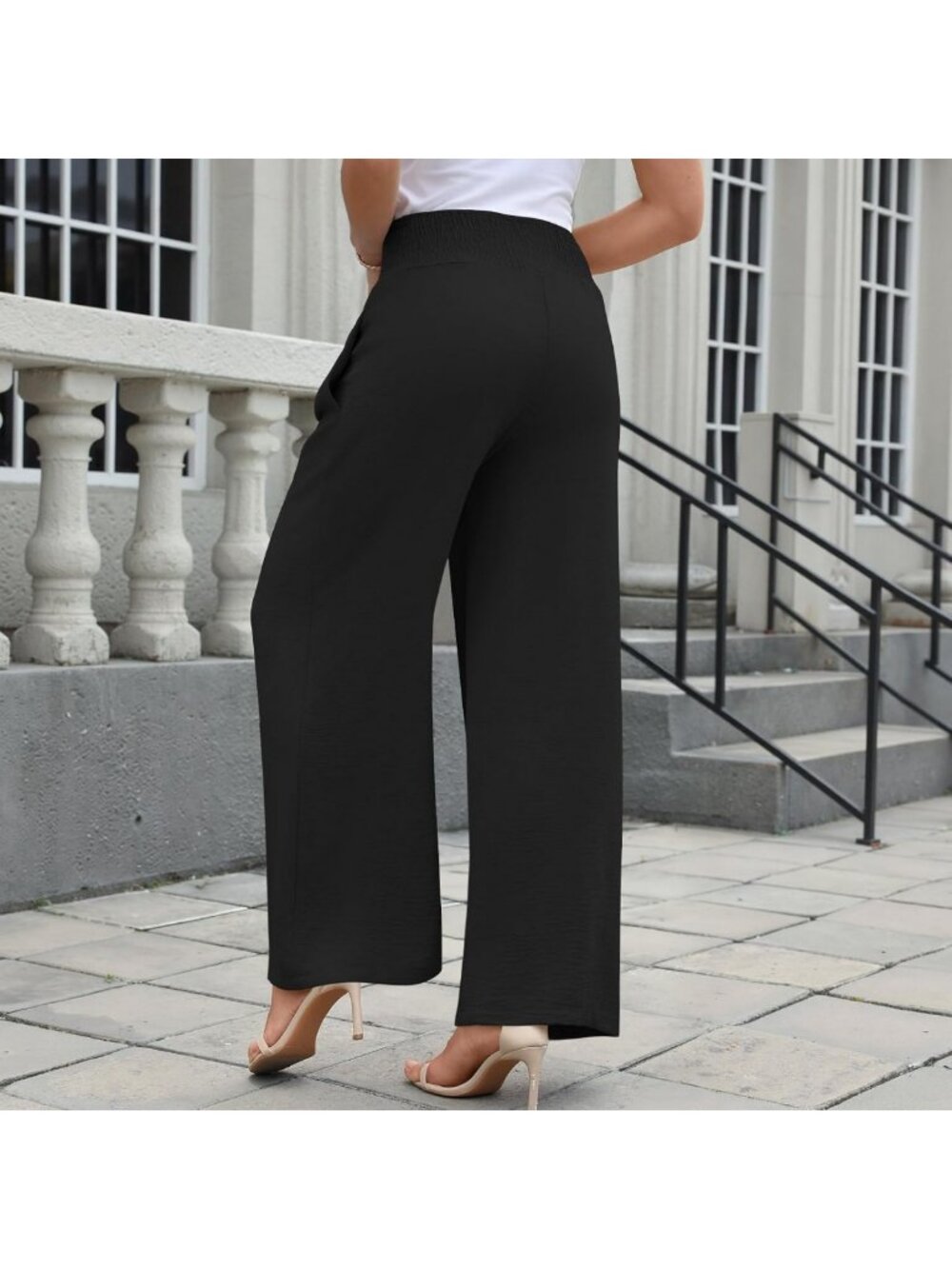 Chic Women's Wide Leg Palazzo Pants - Casual Flowy, Elastic Waist, Pockets - Picture 4 of 5